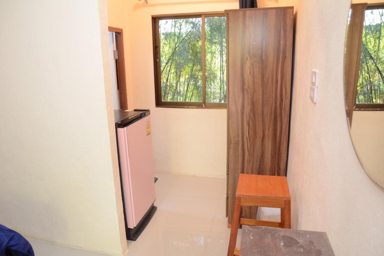 โคบาล ห้องพักรายวัน Chom Thong Bagian luar foto