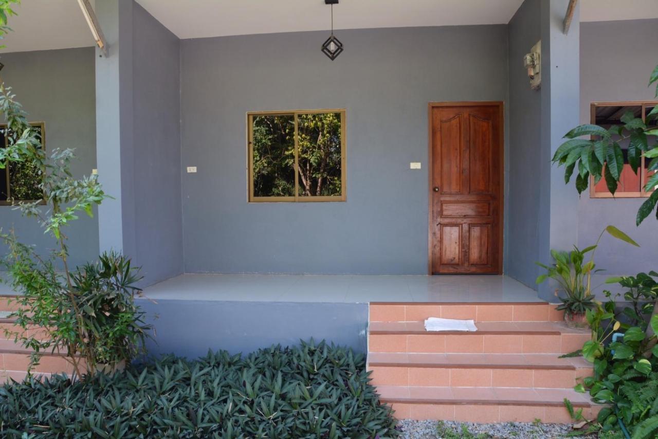 โคบาล ห้องพักรายวัน Chom Thong Bagian luar foto